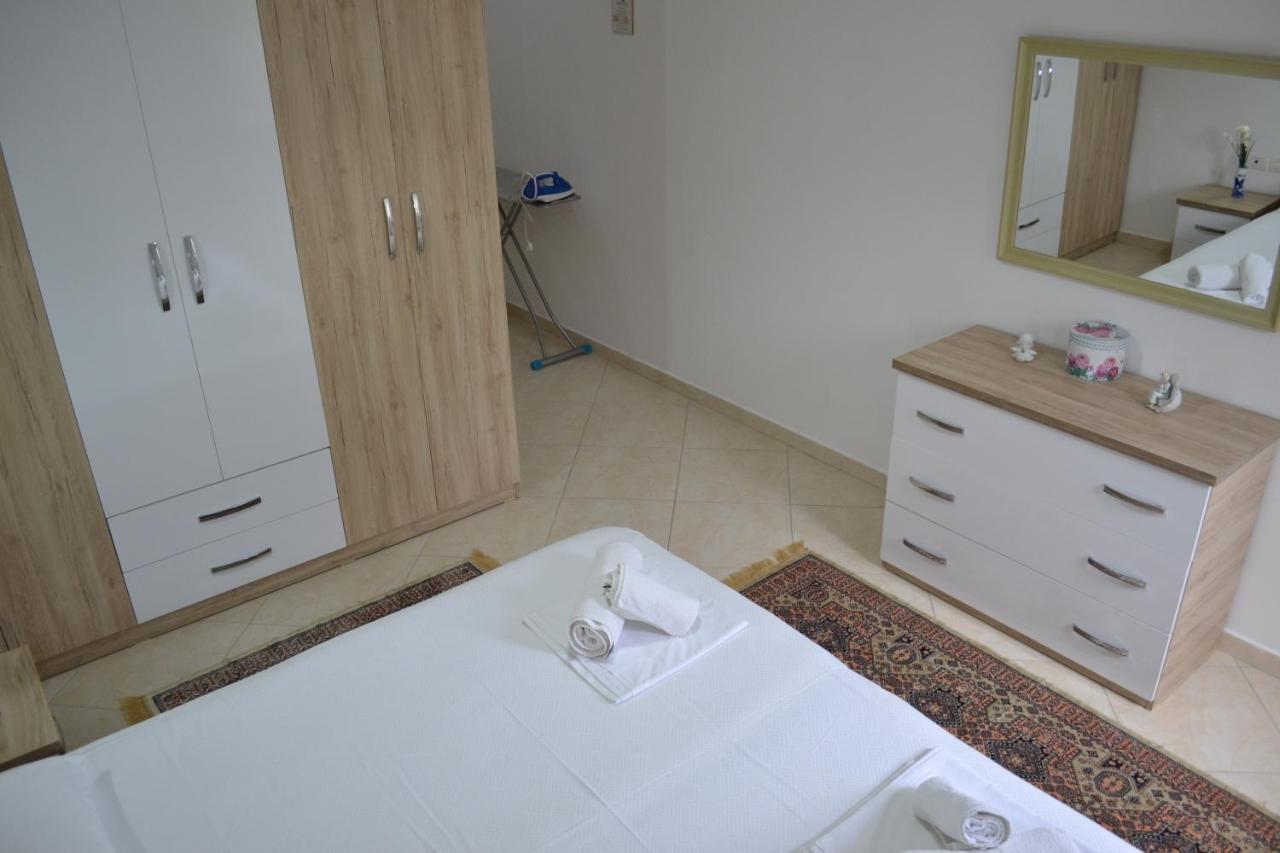 Flowers & Green 2 Bedrooms Apartment & Box Garage Vlorë Exteriér fotografie